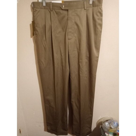 Men's NWT Brown Gold Label Roundtree & Yorke Pleated Cuffed 34x32 Dress Slacks - Picture 1 of 9